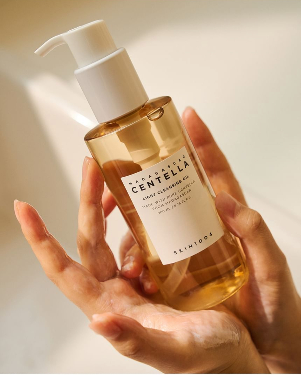 SKIN 1004 - Madagascar Centella Light Cleansing Oil - Huile démaquillante légère - Image 2